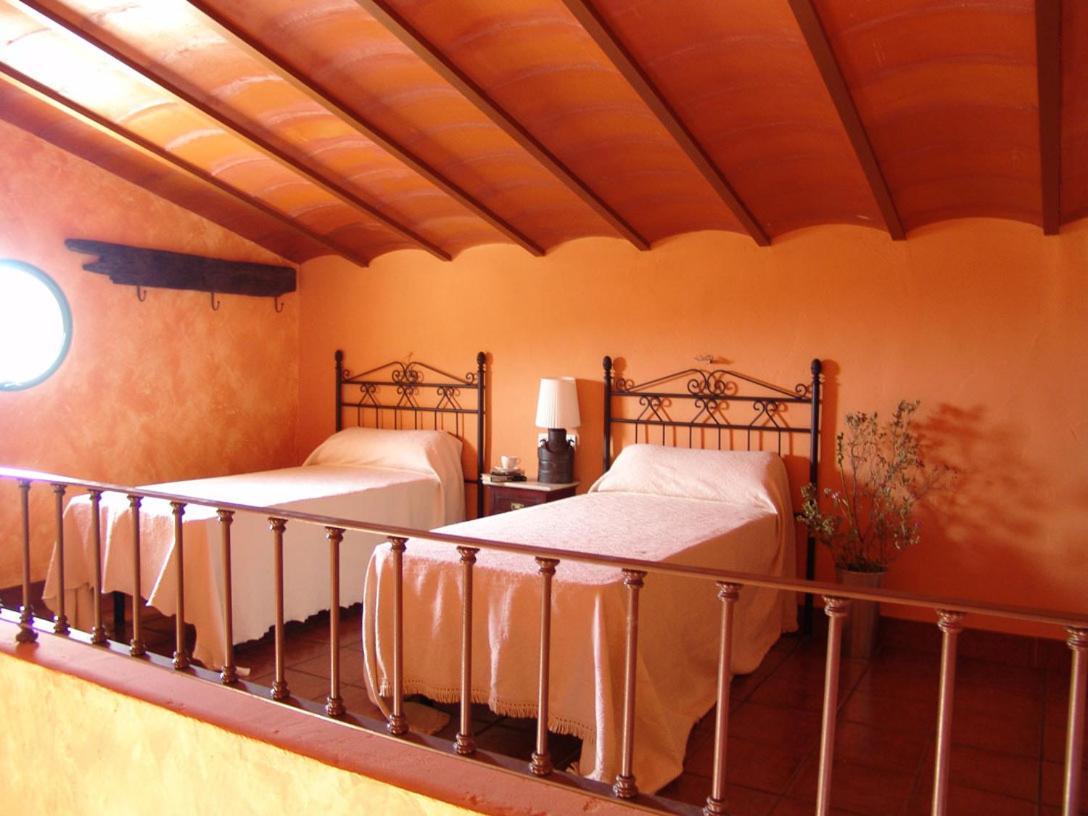 Casas Rurales Cortijo La Canada Estepa Exterior photo