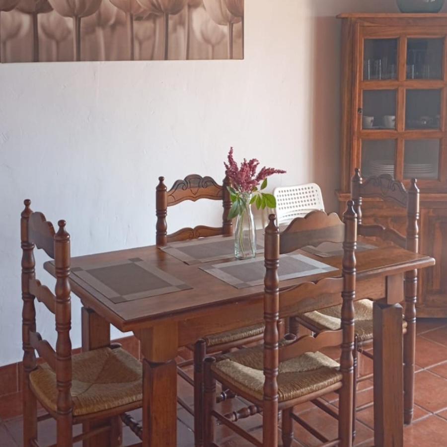 Casas Rurales Cortijo La Canada Estepa Exterior photo